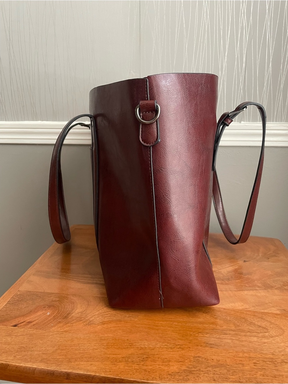 Burgundy Faux Leather Tote Bag Large Shoulder Bag - Picture 4 of 10